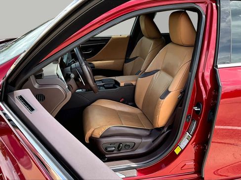 Used 2020 Lexus ES 350 Ultra Luxury w/ Accessory Package 2 FWD image 8
