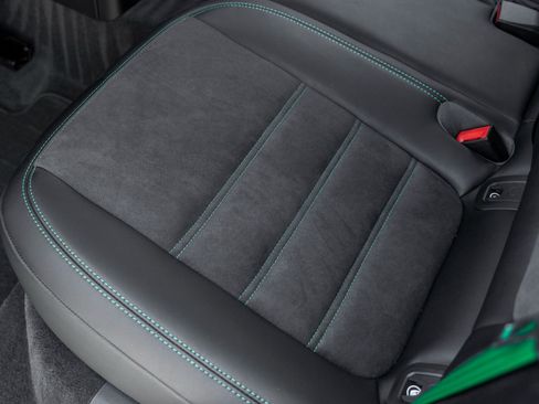 New 2026 Porsche Macan GTS image 31