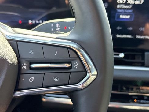 Used 2025 Chevrolet Equinox LT image 33