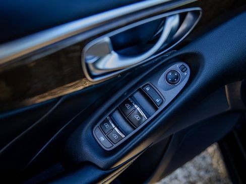 Used 2019 INFINITI Q50 Luxe image 29