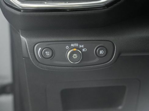 Used 2023 Chevrolet TrailBlazer LT image 40