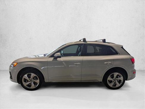 Used 2021 Audi Q5 Premium Plus image 8