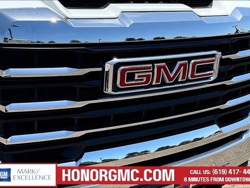 Used 2024 GMC Sierra 2500 SLE w/ SLE Convenience Package AWD/4WD image 34
