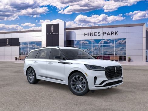 New 2026 Lincoln Aviator AWD image 7
