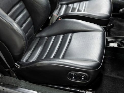 Used 1989 Porsche 911 Carrera image 23