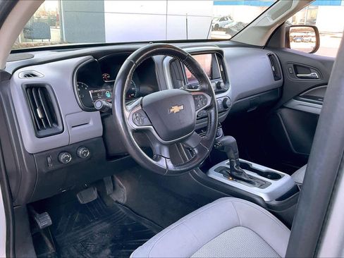 Used 2017 Chevrolet Colorado LT image 16