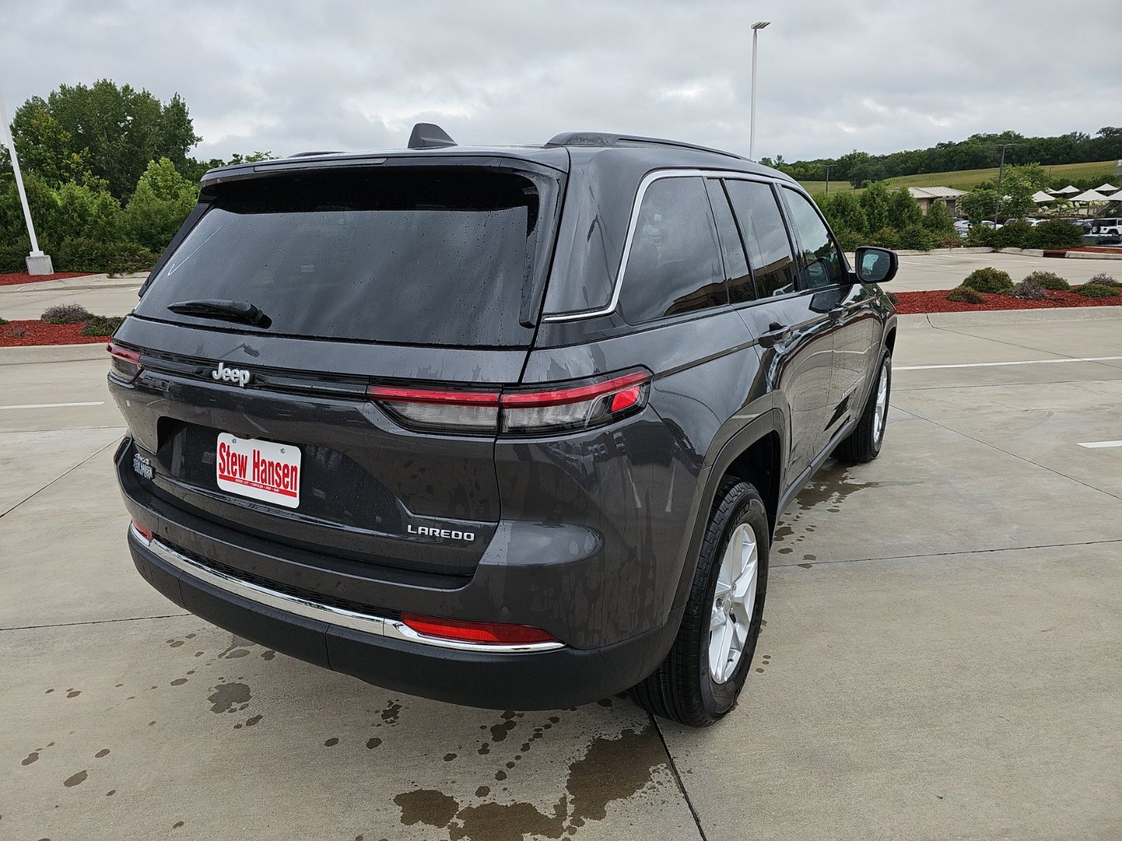 New 2026 Jeep Grand Cherokee Laredo X AWD/4WD image 6