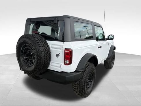 New 2026 Ford Bronco 2-Door AWD/4WD image 2
