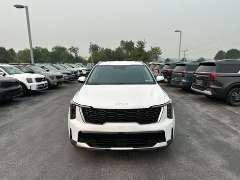 New 2026 Kia Sorento S AWD/4WD image 2
