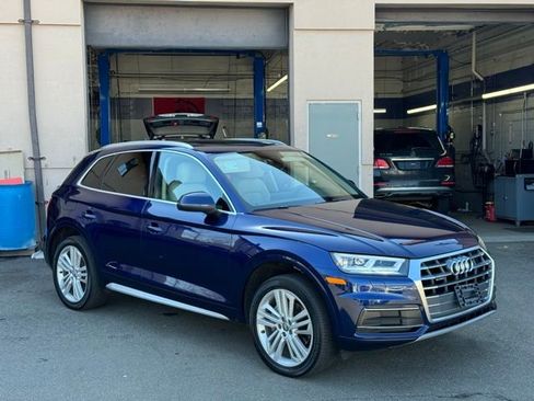 Used 2018 Audi Q5 2.0T Premium Plus AWD/4WD image 3