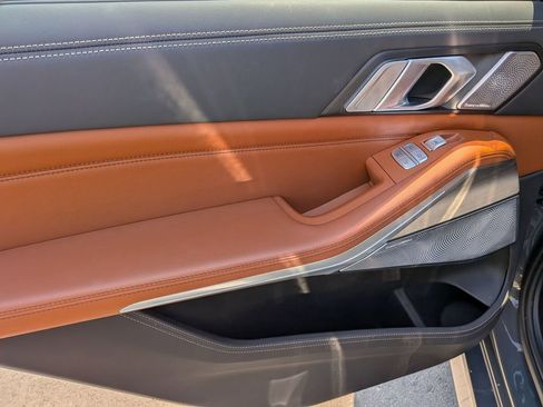 Certified 2025 BMW ALPINA XB7 AWD/4WD image 16