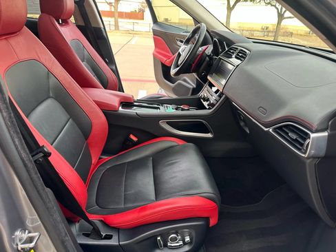 Used 2020 Jaguar F-PACE S AWD/4WD image 22