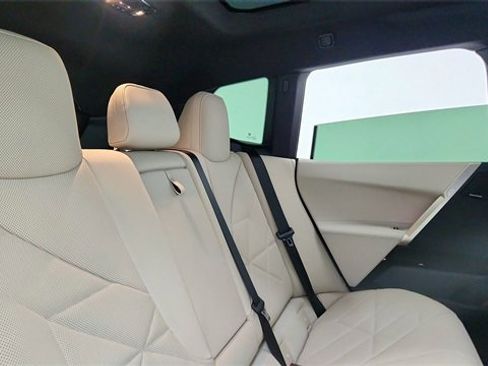 Used 2024 BMW iX xDrive50 w/ Premium Package image 26