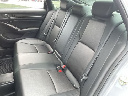 Used 2019 Honda Accord Sport image 18