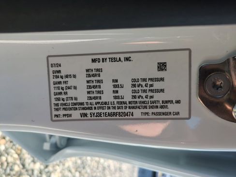 Used 2024 Tesla Model 3 image 26