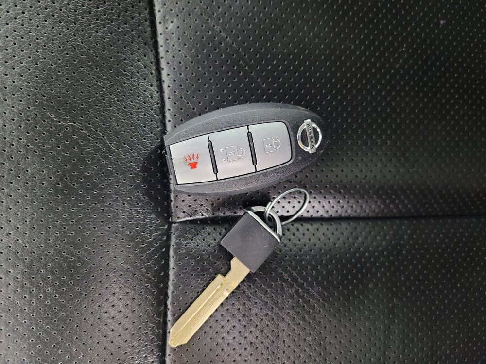 Used 2019 Nissan Rogue SL AWD/4WD image 32