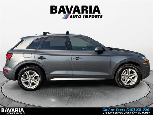 Used 2018 Audi Q5 2.0T Premium w/ Convenience Package AWD/4WD image 6