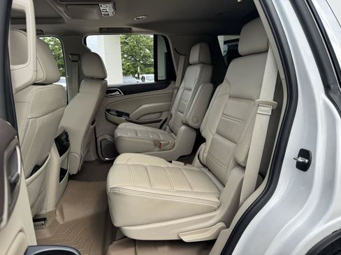 Used 2018 GMC Yukon Denali w/ Open Road Package RWD image 13