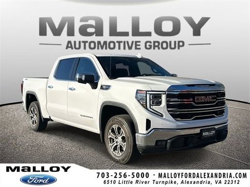 Used 2025 GMC Sierra 1500 SLT image 1