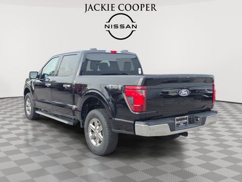 Used 2025 Ford F150 XLT w/ Equipment Group 301A Standard AWD/4WD image 7