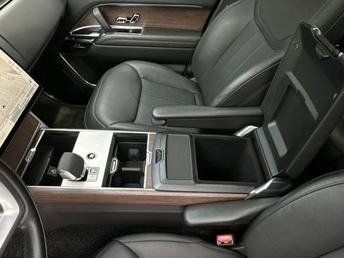 Used 2024 Land Rover Range Rover SE AWD/4WD image 28
