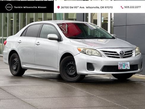 Used 2013 Toyota Corolla LE image 1