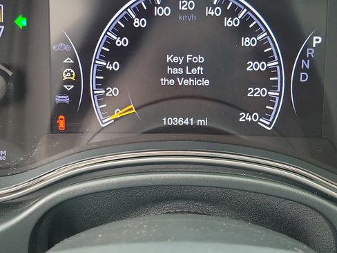 Used 2020 Jeep Grand Cherokee High Altitude image 25