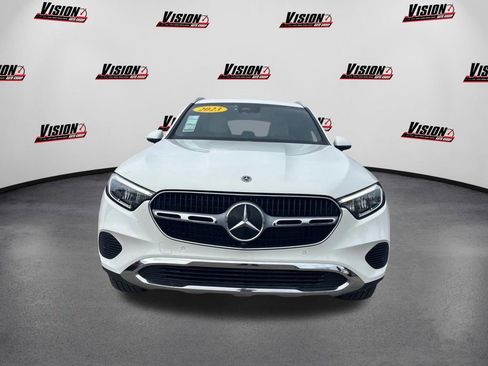 Used 2023 Mercedes-Benz GLC 300 image 2