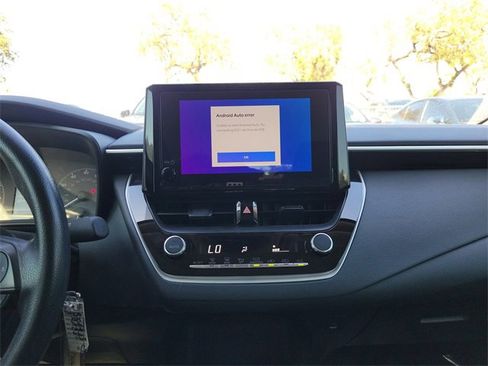 Used 2025 Toyota Corolla LE image 18