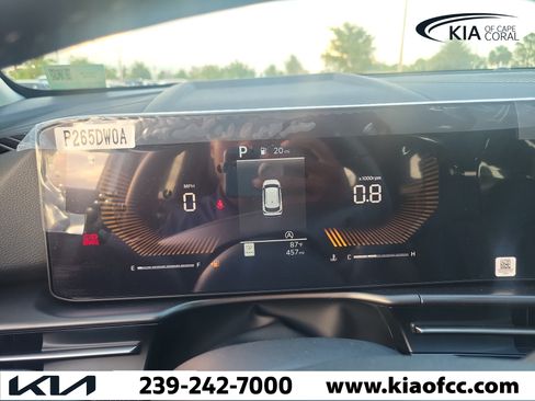 New 2026 Kia Sportage EX w/ EX Panorama Roof Package FWD image 30