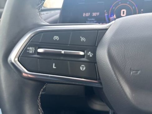 Used 2024 Chevrolet Traverse LT w/ Enhanced Driving Package image 28