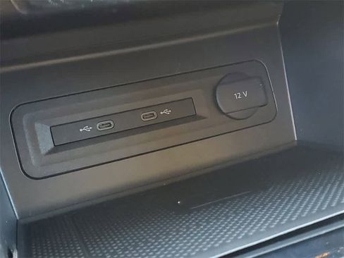 Used 2022 Volkswagen Atlas SE w/ Black Wheel Package image 29