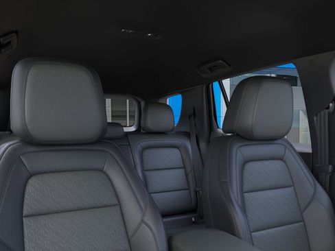 New 2026 Chevrolet Equinox LT w/ Convenience Package II image 24