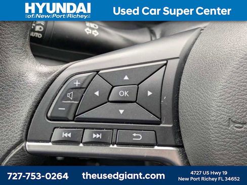 Used 2022 Nissan Kicks SV w/ Exterior Package image 26