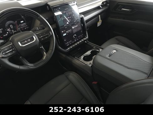 Used 2026 GMC Yukon AT4 w/ AT4 Premium Plus Package AWD/4WD image 14