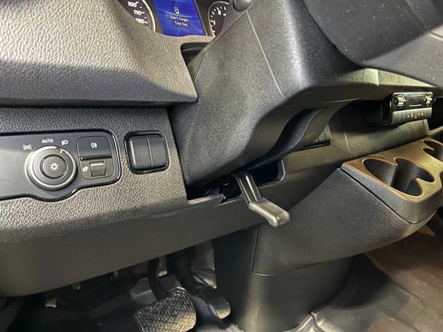 Used 2025 Mercedes-Benz Sprinter 2500 image 24