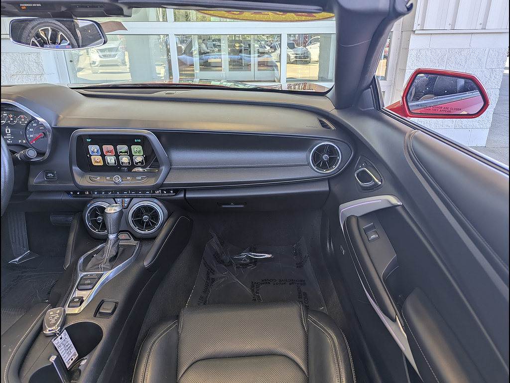 Used 2016 Chevrolet Camaro SS RWD image 4
