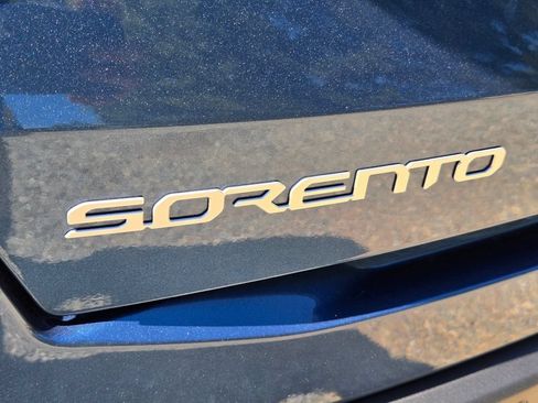 New 2026 Kia Sorento EX w/ EX Premium Package FWD image 12