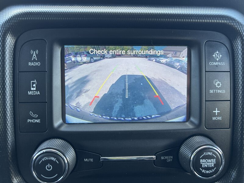 Used 2019 Jeep Wrangler Unlimited Sport S AWD/4WD image 14
