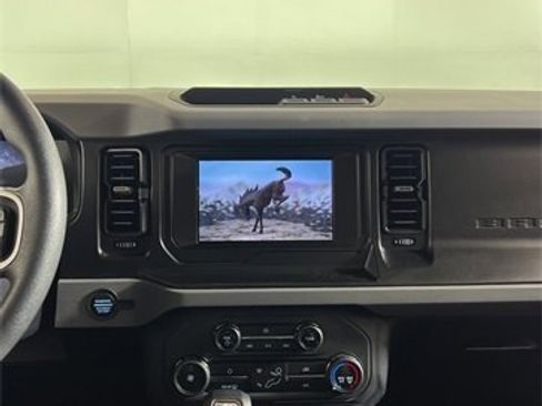 Used 2022 Ford Bronco 4-Door image 12