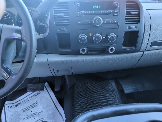 Used 2007 Chevrolet Silverado 2500 W/T RWD image 16