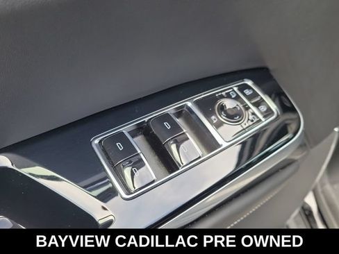 Used 2025 Cadillac Escalade Premium Luxury Platinum AWD/4WD image 20