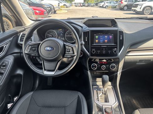 Certified 2024 Subaru Forester Premium AWD/4WD image 2