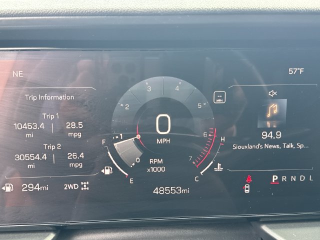 Used 2025 GMC Terrain Elevation AWD/4WD image 16