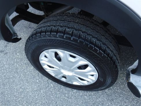 Used 2025 Ford Transit 250 Low Roof w/ Exterior Upgrade Package RWD image 4