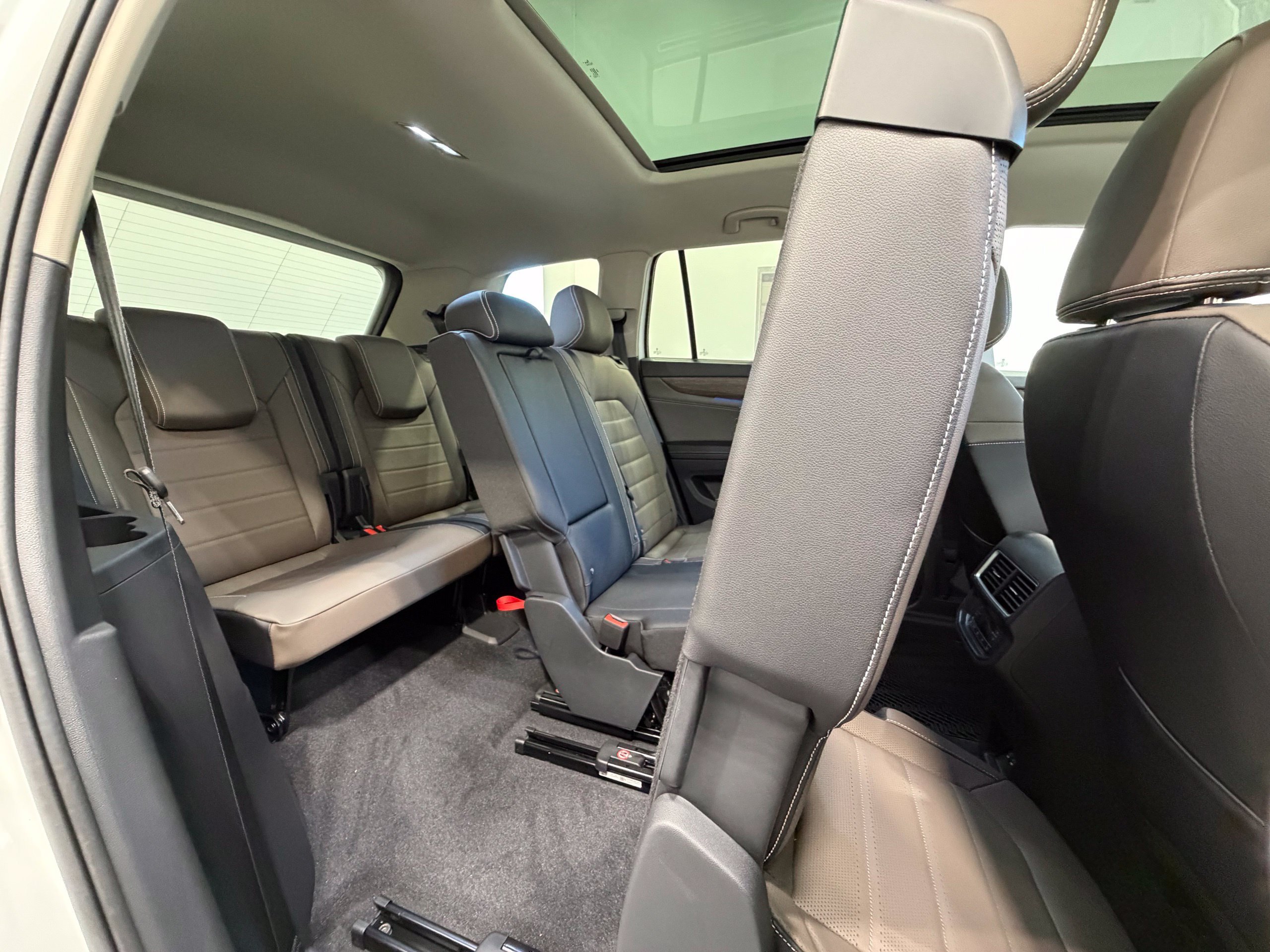 New 2026 Volkswagen Atlas SEL AWD/4WD image 30