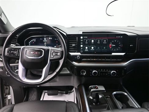 Used 2022 GMC Sierra 1500 SLT w/ SLT Convenience Package image 12