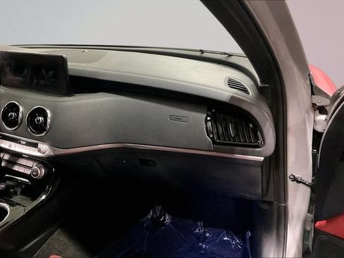 Used 2022 Kia Stinger GT-Line w/ Sun & Sound Package AWD/4WD image 17