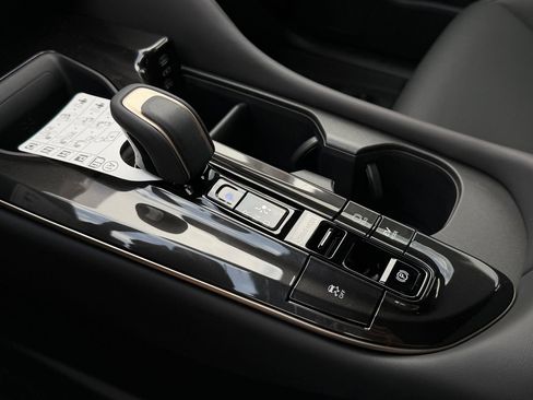 New 2026 Toyota Crown Signia AWD/4WD image 16