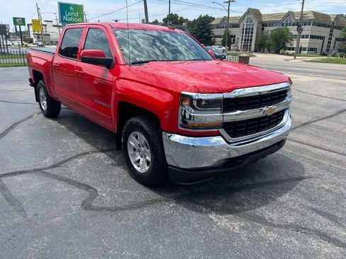 Used 2018 Chevrolet Silverado 1500 LT AWD/4WD image 7